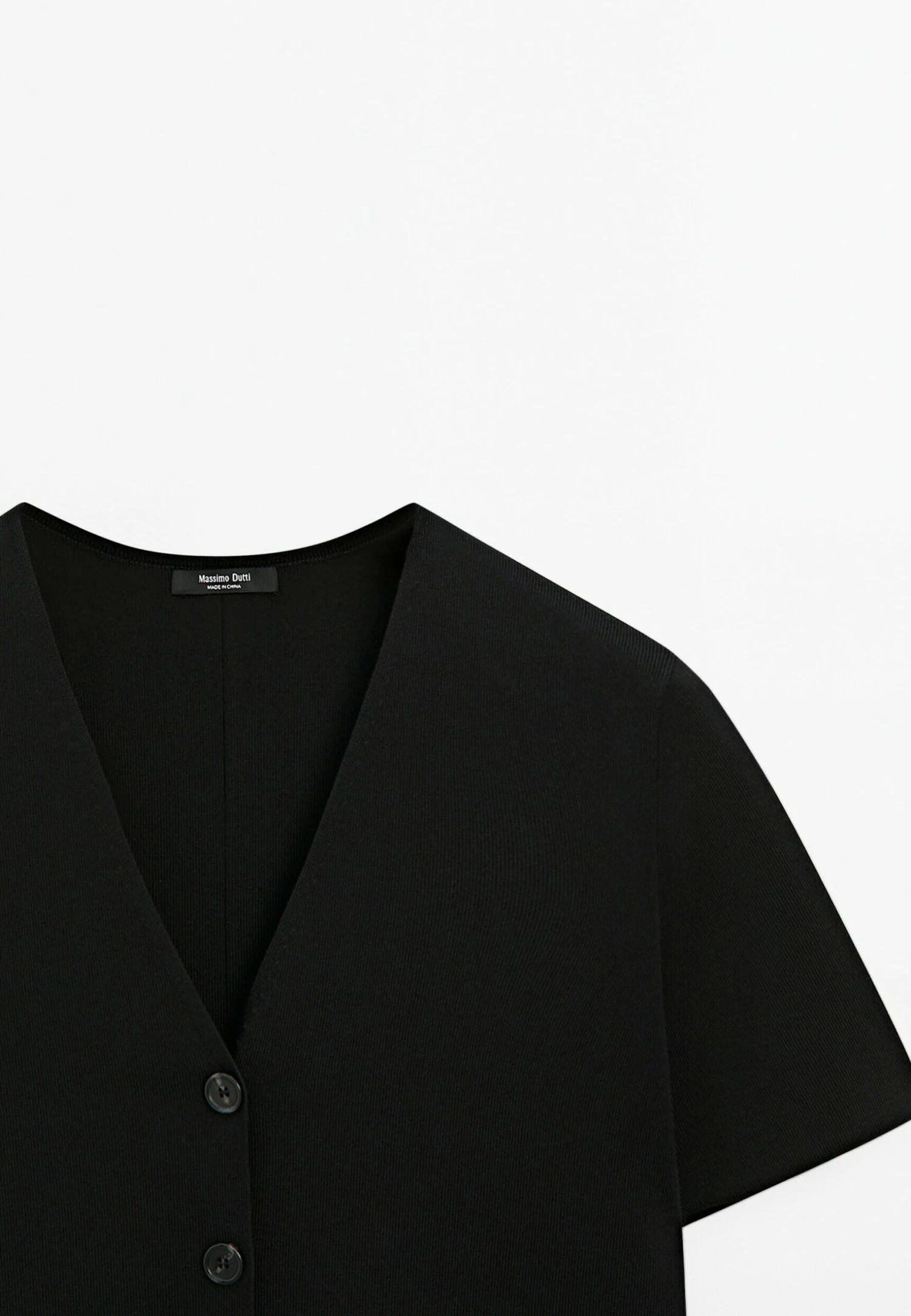 Massimo Dutti FLOWING SHORT SLEEVE WITH V-NECK - Button-down Blouse - Black 9 Massimo Dutti FLOWING SHORT SLEEVE WITH V-NECK - Button-down Blouse - Black - Image 7