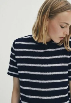 Massimo Dutti Textured Striped Blend - Print T-Shirt - Dark Blue 15 Massimo Dutti Textured Striped Blend - Print T-Shirt - Dark Blue -Massimo Dutti Shop 975116013e1b4232b35b4579abbde002