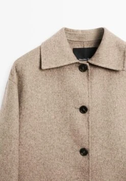Massimo Dutti SHORT WITH BUTTONS - Short Coat - Camel -Massimo Dutti Shop 97cfa0a50df64f828d12821ab82747ab