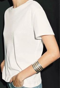 Massimo Dutti SHORT-SLEEVE WITH CREW NECK - Basic T-shirt - White -Massimo Dutti Shop 97e1bc54b4a941b499c1f996adb5ba5b