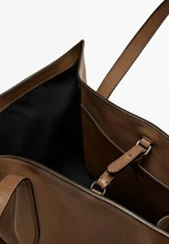 Massimo Dutti Handbag - Light Brown 15 Massimo Dutti Handbag - Light Brown -Massimo Dutti Shop 97e9fb56c3c542a98b54a83a3d4ac818