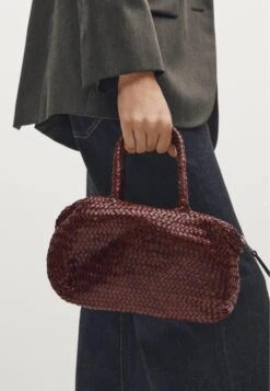 Massimo Dutti Handbag - Bordeaux -Massimo Dutti Shop 97f7b07e7e3b49a49162616ad3dbbcb9