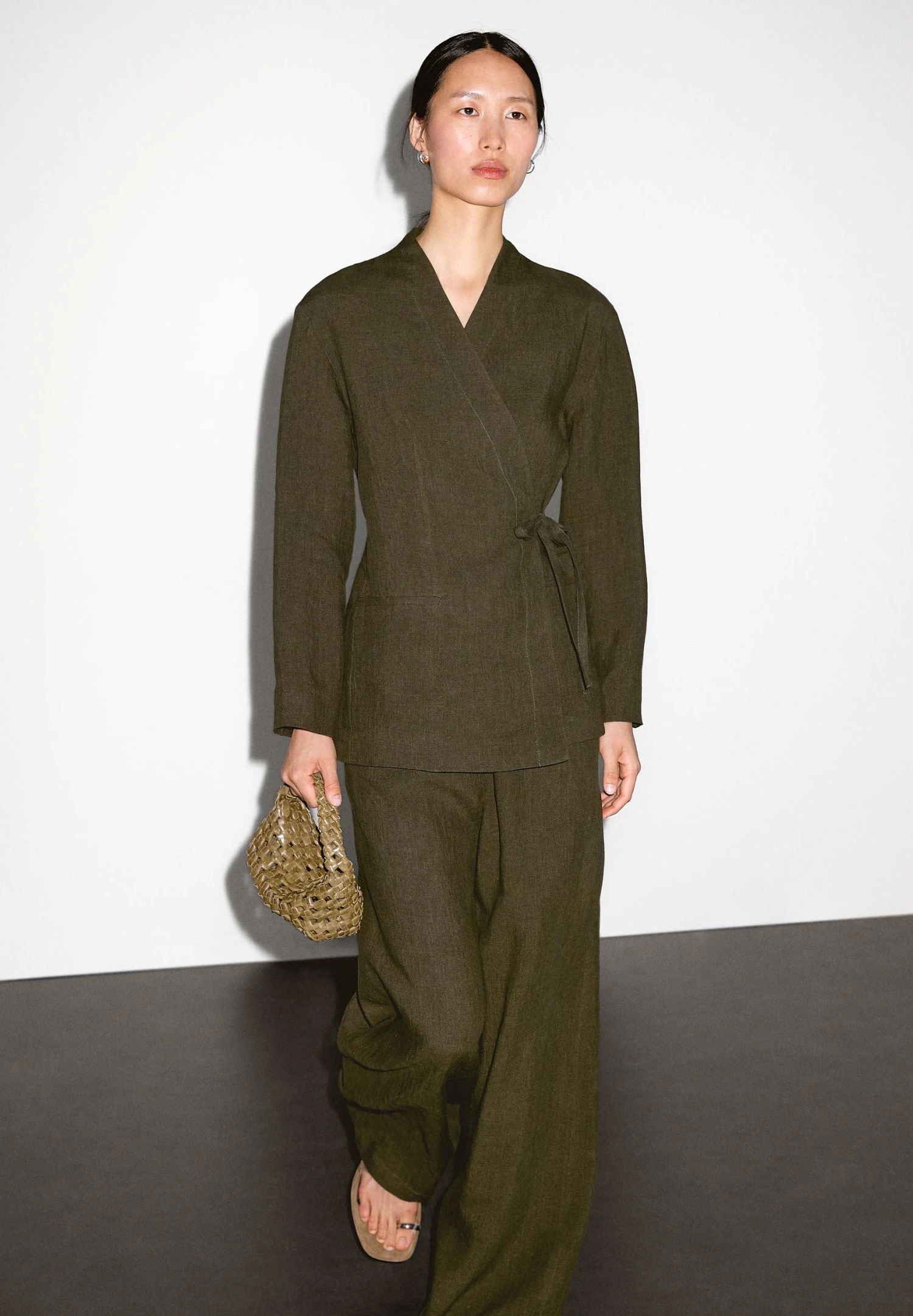 Massimo Dutti STRAIGHT-LEG - Trousers - Dark Green 5 Massimo Dutti STRAIGHT-LEG - Trousers - Dark Green - Image 3