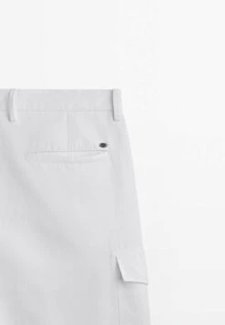 Massimo Dutti Bermuda - Shorts - White -Massimo Dutti Shop 98f67c20d49245ae9f2950db3b90d0d3