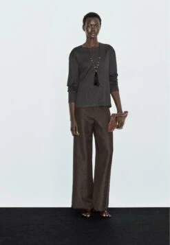 Massimo Dutti LONG SLEEVE WITH SEAM DETAIL - Long Sleeved Top - Grey -Massimo Dutti Shop 99419864f37a48e998d9fab93d243e5c