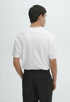 Massimo Dutti SHORT SLEEVE - Basic T-shirt - White Denim -Massimo Dutti Shop 99b2f9776af4476da2c31d6672825b31