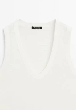 Massimo Dutti V-NECK SLEEVELESS - Basic T-shirt - WHITE -Massimo Dutti Shop 9ac8192b0a8a4bd9b61c9844aa9d86b7