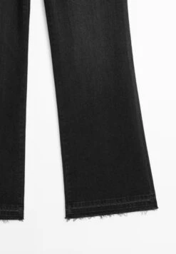 Massimo Dutti MID-RISE BELL BOTTOM - Flared Jeans - Black -Massimo Dutti Shop 9ba8089596a242feb5b425e8b9d734c9