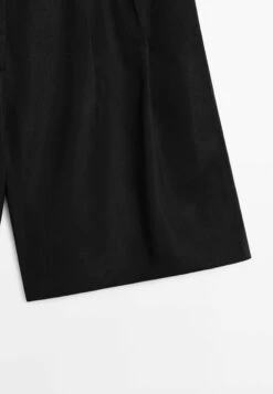 Massimo Dutti PLEATED BERMUDA - Shorts - Black -Massimo Dutti Shop 9c0d29c485a742fd8dc3619908871135
