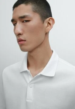Massimo Dutti MICRO TEXTURED PIQUÉ POLO NECK - Polo Shirt - White -Massimo Dutti Shop 9d712b9c447147c1bf880d05f9becae9