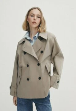 Massimo Dutti With Back Pleat - Summer Jacket - Beige