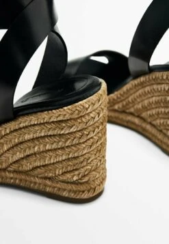 Massimo Dutti With Buckled Ankle Strap - Wedge Sandals 13 Massimo Dutti With Buckled Ankle Strap - Wedge Sandals -Massimo Dutti Shop 9eea8ecd1e0a43c3bf5371c9ce146ccb