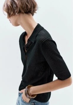 Massimo Dutti POLO COLLAR WITH SHORT SLEEVES - Polo Shirt - Black 13 Massimo Dutti POLO COLLAR WITH SHORT SLEEVES - Polo Shirt - Black -Massimo Dutti Shop 9efb05b0fc1e443aa1608658f0ecc947