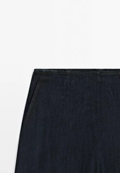 Massimo Dutti BARREL FIT - Relaxed Fit Jeans - Mottled Dark Blue -Massimo Dutti Shop 9fd7f4ce29014af788bc6f64bed157a7