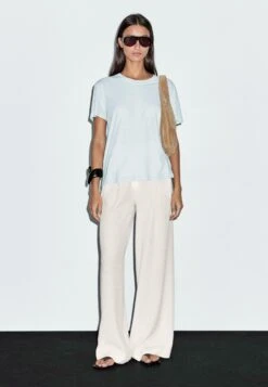 Massimo Dutti OVERSIZE WITH SEAM DETAIL - Basic T-shirt - Light Blue