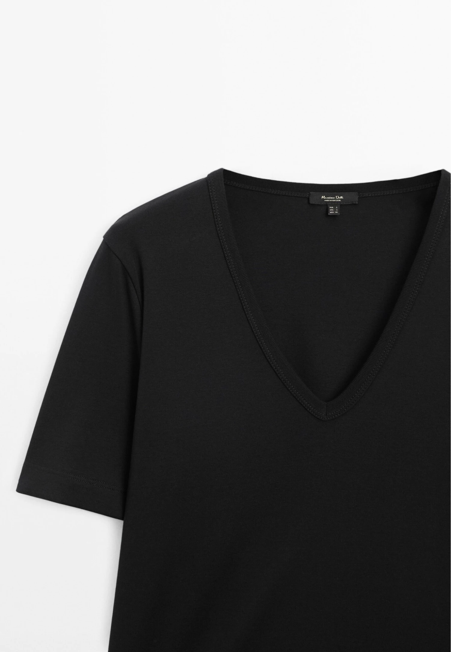Massimo Dutti SHORT SLEEVE V-NECK - Basic T-shirt - Black 12 Massimo Dutti SHORT SLEEVE V-NECK - Basic T-shirt - Black - Image 10