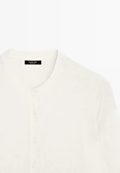 Massimo Dutti BUTTONED WITH CREW NECK - Cardigan - Beige 26 Massimo Dutti BUTTONED WITH CREW NECK - Cardigan - Beige -Massimo Dutti Shop a16859cc90ac4cf9b8e0a824839e0fe8