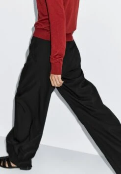 Massimo Dutti WIDE-LEG WITH SIDE POCKETS - Trousers - Black -Massimo Dutti Shop a2a65b620c334caf943dea80fd0e42cf