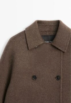 Massimo Dutti DOUBLE-BREASTED CROPPED - Short Coat - Dark Brown -Massimo Dutti Shop a3be482d1f92480cb0bbe30b1136e3dd