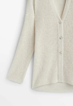 Massimo Dutti PurlWith Vents- Cardigan - Beige 17 Massimo Dutti PurlWith Vents- Cardigan - Beige -Massimo Dutti Shop a4b0d3bf01b04768965949a0f2169a6c