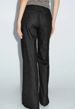 Massimo Dutti FRAYED - Trousers - Black -Massimo Dutti Shop a4d00eeaa46749e6852989fafa9198af