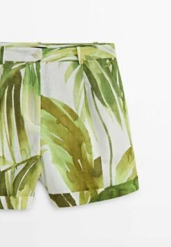 Massimo Dutti Palm Tree Print Darted Bermuda- Shorts - Green -Massimo Dutti Shop a503b83f5efd442089f97e9971d2fbb5