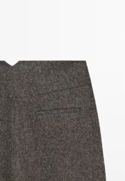 Massimo Dutti KNICKERBOCKER YARN EFFECT - Suit Trousers - Dark Brown 17 Massimo Dutti KNICKERBOCKER YARN EFFECT - Suit Trousers - Dark Brown -Massimo Dutti Shop a57e090a1e614d0787f5eee148c9d2a7