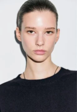 Massimo Dutti CREW NECK CASHMERE WITH LONG SLEEVES - Jumper - Dark-blue Denim -Massimo Dutti Shop a57fbd8c1a05487d9e6ff950e3c52b3a