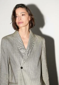 Massimo Dutti CHECK PRINT SHAWL COLLAR - Blazer - Beige -Massimo Dutti Shop a589ff9348654c26be7bc9278f89bdbd