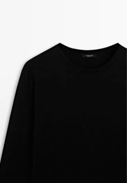 Massimo Dutti LONG SLEEVE WITH SEAM DETAIL - Long Sleeved Top - Black -Massimo Dutti Shop a5ec883c1f834400803f25547812e72a