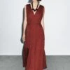 Massimo Dutti LONG PLEATED - Cocktail Dress / Party Dress - Dark Red -Massimo Dutti Shop a63302636fab4404890256641bb730b6