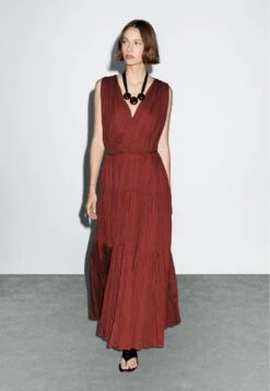 Massimo Dutti LONG PLEATED - Cocktail Dress / Party Dress - Dark Red