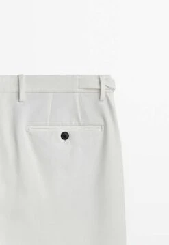 Massimo Dutti Smart In A Bi-Stretch - Chinos - White 22 Massimo Dutti Smart In A Bi-Stretch - Chinos - White -Massimo Dutti Shop a675576e838f4747a2bf32a3b1fe30bf
