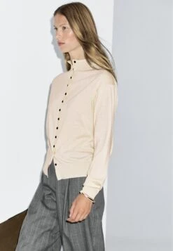Massimo Dutti BUTTONED WITH MOCK TURTLENECK - Cardigan - Yellow -Massimo Dutti Shop a73a80e2435040e29e01a12110960b1b