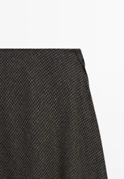 Massimo Dutti GINGHAM - A-line Skirt - Black 17 Massimo Dutti GINGHAM - A-line Skirt - Black -Massimo Dutti Shop a7daf5f31237458295abeb8ad4a72f46