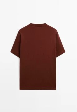 Massimo Dutti WIDE FIT SHORT SLEEVE WITH CREW NECK - Basic T-shirt - DARK RED -Massimo Dutti Shop a7e7bf88e86a4f6aaced8da9fd81ab15
