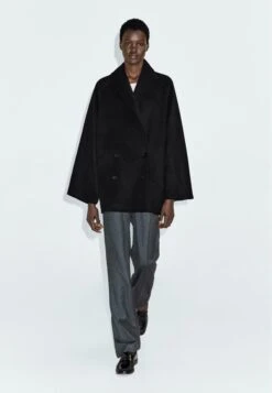 Massimo Dutti BLEND MID-LENGTH WITH - Winter Coat - Black -Massimo Dutti Shop a9bf4706ad214ef789425c605d618ee4