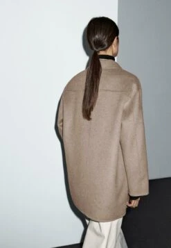 Massimo Dutti MEDIUM - Classic Coat - Brown -Massimo Dutti Shop a9f8a0e42df4437a954905de82283993