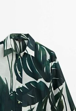 Massimo Dutti Palm Tree Print - Button-Down Blouse - Green -Massimo Dutti Shop aa36432de68a4729aa6a4fe6c390fda8
