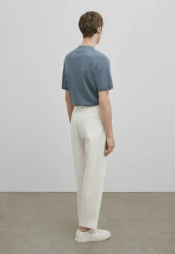 Massimo Dutti Studio-Darted Wide Fit- Chinos - White -Massimo Dutti Shop ab9ec34134cd422c843049af48e76e4f