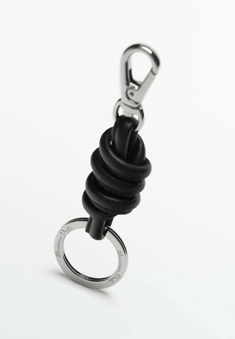 Massimo Dutti With Knot Detail - Keyring - Black 6 Massimo Dutti With Knot Detail - Keyring - Black - Image 4