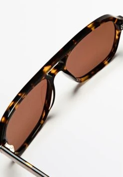 Massimo Dutti AVIATOR - Sunglasses - Dark Brown -Massimo Dutti Shop abed9147668c4f79be3aa6db4221bb8b