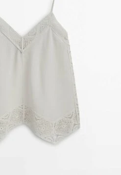 Massimo Dutti Straps With Crochet Detail - Top - White 17 Massimo Dutti Straps With Crochet Detail - Top - White -Massimo Dutti Shop ac25fa9c7584488889eccfb848013f57