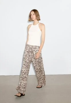 Massimo Dutti ANIMAL PRINT STRAIGHT-LEG - Trousers - Brown 11 Massimo Dutti ANIMAL PRINT STRAIGHT-LEG - Trousers - Brown -Massimo Dutti Shop ad98413a5462473898a98b6889770d32