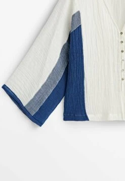 Massimo Dutti Contrast Waffle Blend - Blouse 19 Massimo Dutti Contrast Waffle Blend - Blouse -Massimo Dutti Shop adc0445785c346e08adcbb46ea3d33dc