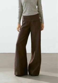 Massimo Dutti HIGH-WAIST WIDE-LEG - Trousers - Dark Brown