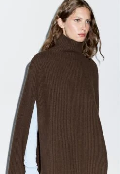 Massimo Dutti HIGH NECK COAT - Jumper - Brown -Massimo Dutti Shop ae372eb3ba6247028b28c05c80bd3db2