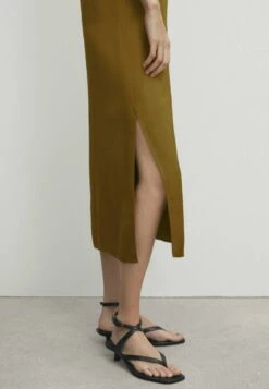 Massimo Dutti Midi With Detail - Day Dress - Green 12 Massimo Dutti Midi With Detail - Day Dress - Green -Massimo Dutti Shop af91ea6792b7466bbe355ae02cfaa2f4