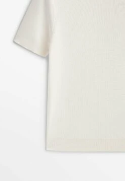 Massimo Dutti Vertical Textured Short Sleeve - Basic T-Shirt - Beige 19 Massimo Dutti Vertical Textured Short Sleeve - Basic T-Shirt - Beige -Massimo Dutti Shop afad5b093a334e1d9a14517ffcc546ff