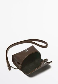 Massimo Dutti Tech Accessory - Mottled Brown -Massimo Dutti Shop afe9365b2ac746aba3f48d08e5652200 1